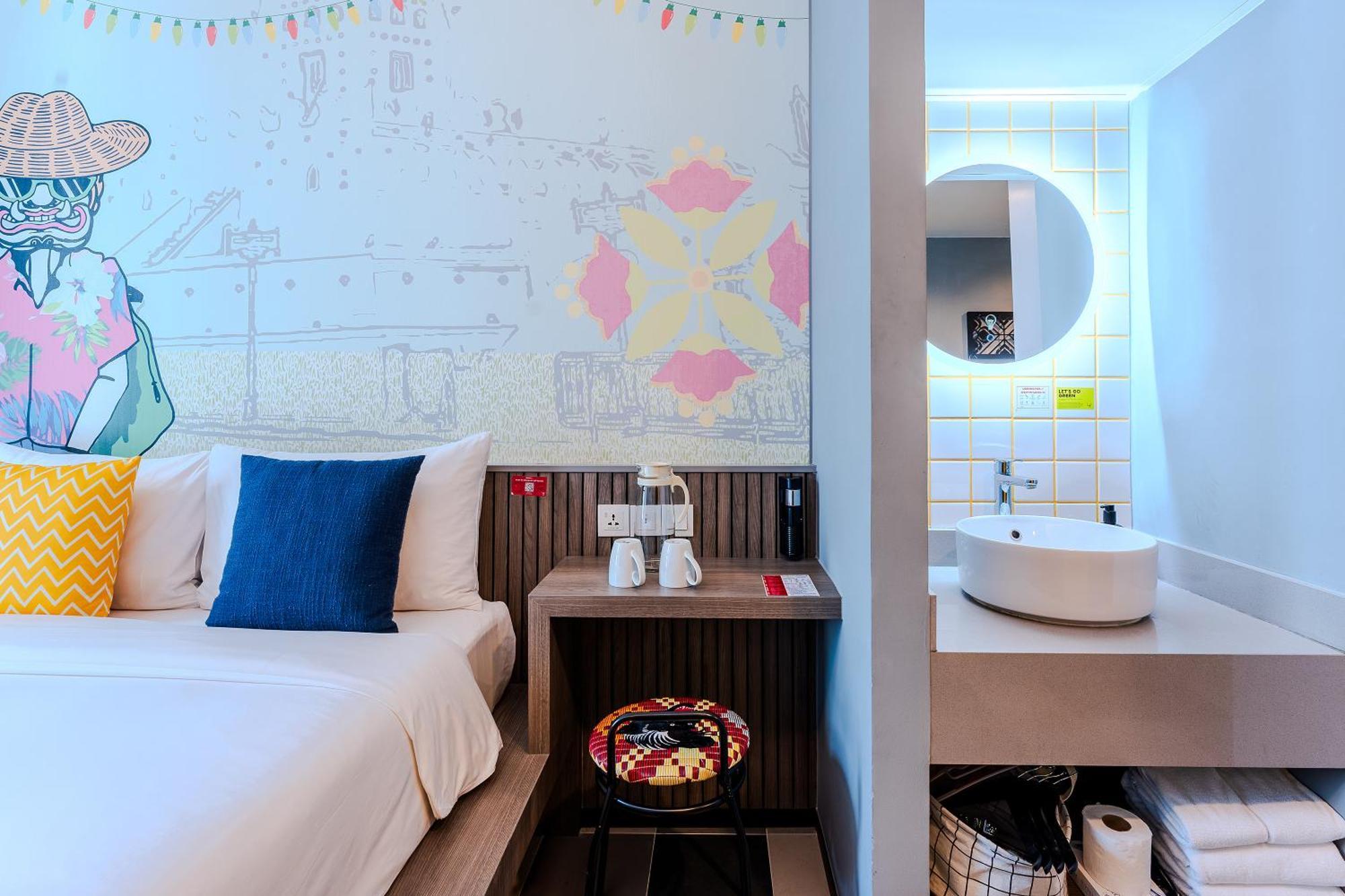 Hotel Lyf Sukhumvit 8 Bangkok Exterior foto